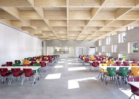 Salmtal Secondary School Canteen by SpreierTrenner Architekten Salmtal Secondary School Canteen by SpreierTrenner Architekten