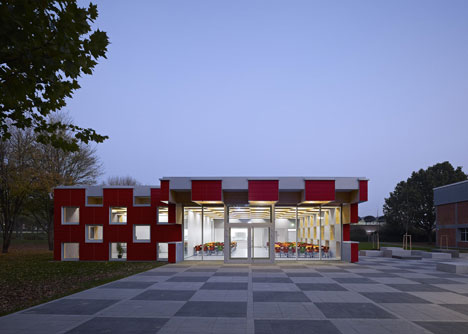 Salmtal Secondary School Canteen by SpreierTrenner Architekten Salmtal Secondary School Canteen by SpreierTrenner Architekten