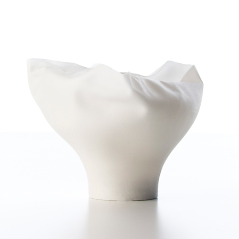 Shivering Bowls by Nendo