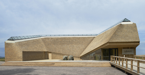 Takern Visitor Centre by Wingardhs