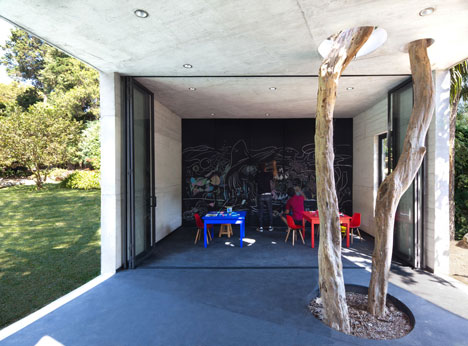 Tepoztlan Lounge by Cadaval & Sola-Morales Tepoztlan Lounge by Cadaval & Sola-Morales