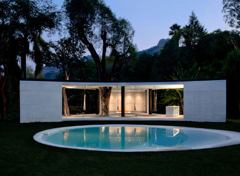 Tepoztlan Lounge by Cadaval & Sola-Morales Tepoztlan Lounge by Cadaval & Sola-Morales