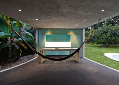 Tepoztlan Lounge by Cadaval & Sola-Morales Tepoztlan Lounge by Cadaval & Sola-Morales