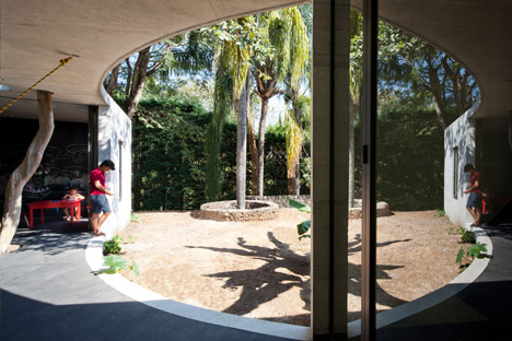 Tepoztlan Lounge by Cadaval & Sola-Morales Tepoztlan Lounge by Cadaval & Sola-Morales