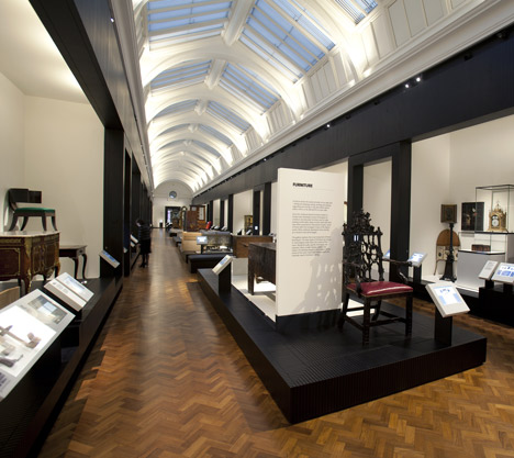 V&A opens new furniture gallery V&A opens new furniture gallery