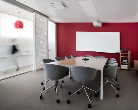 Velcro Headquarters by Luis Eslava Studio Velcro Headquarters by Luis Eslava Studio