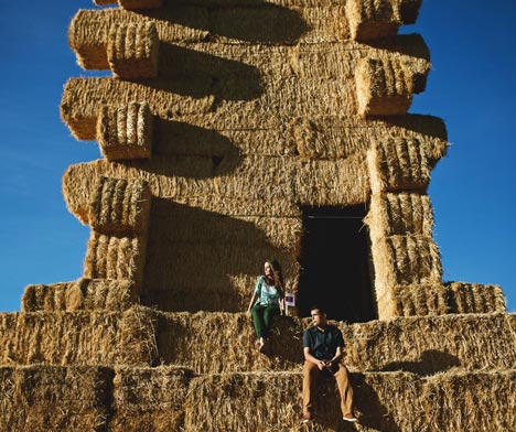 Agricultural Mountain by Grupo IUT