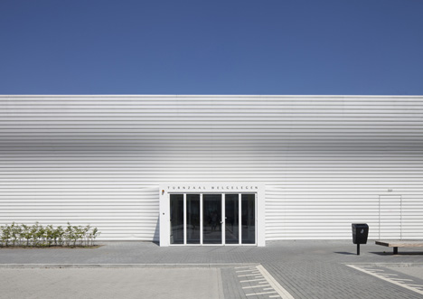 Gym Hall Nieuw Welgelegen by NL Architects