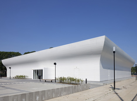 Gym Hall Nieuw Welgelegen by NL Architects