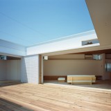 dezeen_HouseF