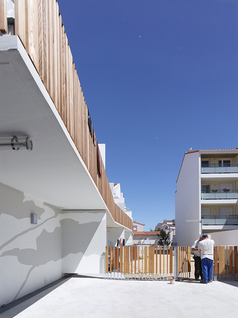 Mervau housing by Tetrarc Mervau housing by Tetrarc