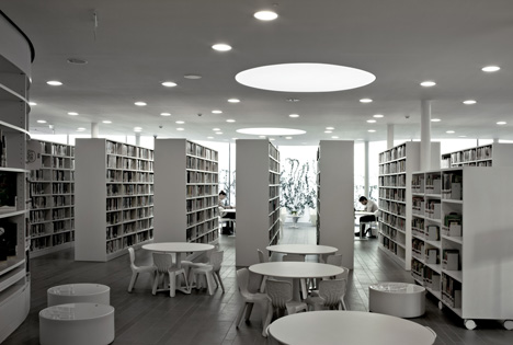 New Town Library in Maranello by Arata Isozaki and Andrea Maffei New Town Library in Maranello by Arata Isozaki and Andrea Maffei