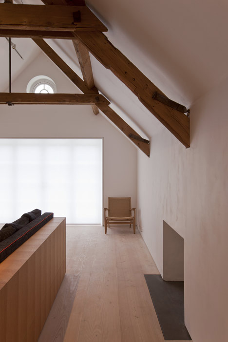 The Boathouse by Alex Cochrane Architects The Boathouse by Alex Cochrane Architects