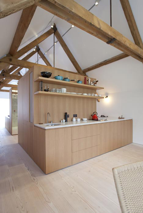 The Boathouse by Alex Cochrane Architects The Boathouse by Alex Cochrane Architects