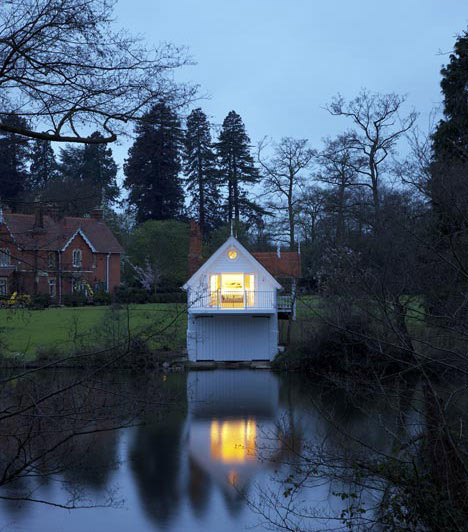 The Boathouse by Alex Cochrane Architects The Boathouse by Alex Cochrane Architects