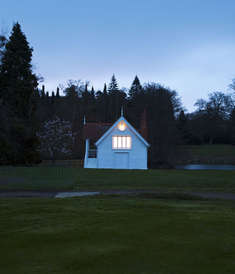 The Boathouse by Alex Cochrane Architects The Boathouse by Alex Cochrane Architects