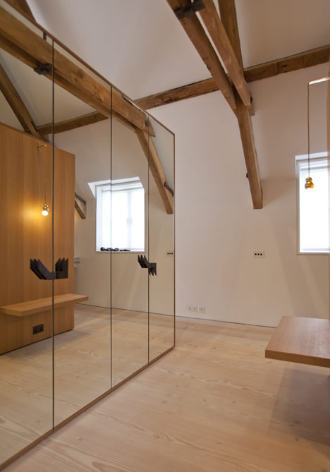 The Boathouse by Alex Cochrane Architects The Boathouse by Alex Cochrane Architects