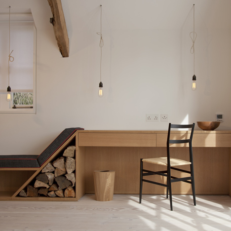 The Boathouse by Alex Cochrane Architects