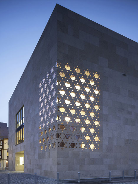 Ulm Synagogue by Kister Scheithauer Gross Ulm Synagogue by Kister Scheithauer Gross