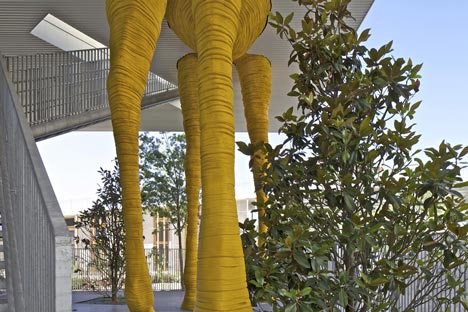 Giraffe Childcare Centre by Hondelatte Laporte Architectes Giraffe Childcare Centre by Hondelatte Laporte Architectes