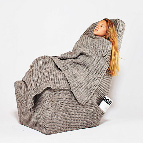 Autumn/winter seat by Aga Brzostek Autumn/winter seat by Aga Brzostek