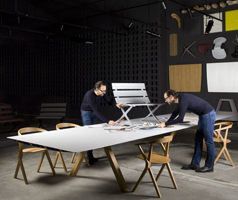 B Bench by Konstantin Grcic for BD Barcelona Design B Bench by Konstantin Grcic for BD Barcelona Design