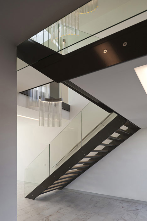 Bridge House by 123DV Bridge House by 123DV