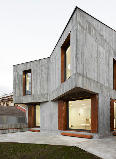 Casa MP in Sesma by Alcolea+Tárrago Arquitectos