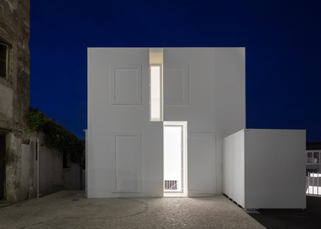 House in Alcobaca by Aires Mateus House in Alcobaca by Aires Mateus