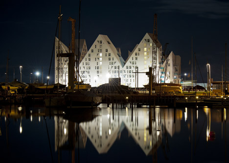 Isbjerget by JDS Architects, CEBRA, SeARCH and Louis Paillard Isbjerget by JDS Architects, CEBRA, SeARCH and Louis Paillard