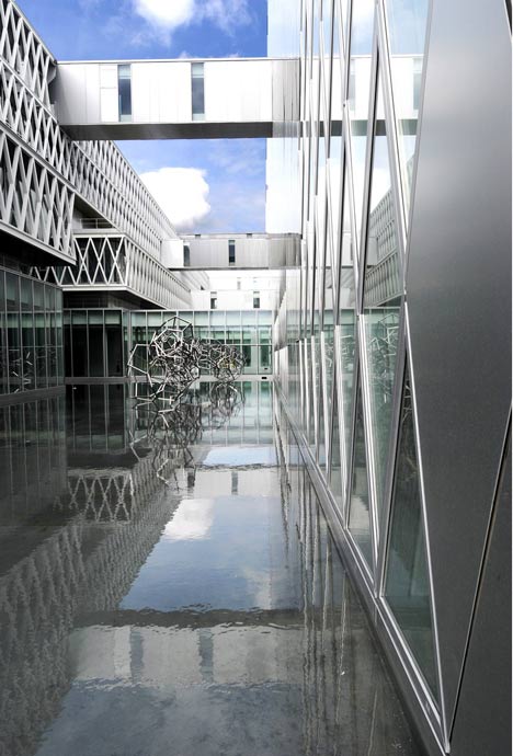 New National Archives of France by Massimiliano and Doriana Fuksas New National Archives of France by Massimiliano and Doriana Fuksas