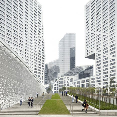 Sliced Porosity Block by Steven Holl Architects