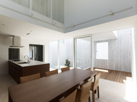 Takanawa House by Hiroyuki Ito Takanawa House by Hiroyuki Ito