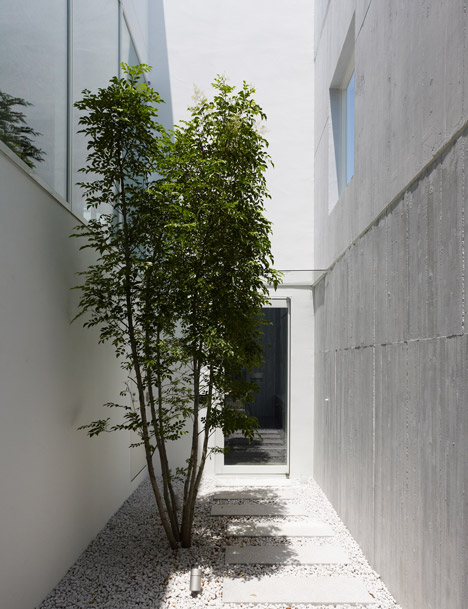 Takanawa House by Hiroyuki Ito Takanawa House by Hiroyuki Ito