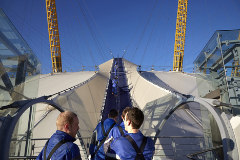 Up at the O2 by Rogers Stirk Harbour + Partners Up at the O2 by Rogers Stirk Harbour + Partners