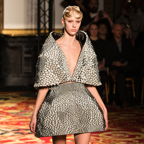 Voltage by Iris van Herpen with Stratasys and Materialise