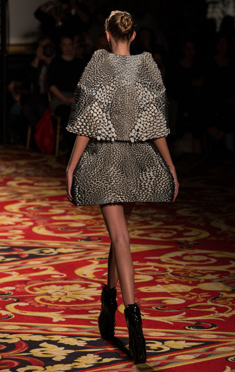 Voltage by Iris van Herpen with Stratasys and Materialise