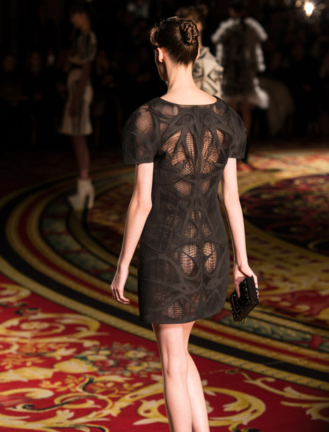 Voltage by Iris van Herpen with Stratasys and Materialise