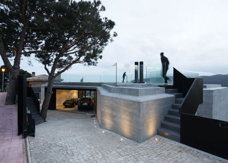 X House by Cadaval & Solà-Morales X House by Cadaval & Solà-Morales