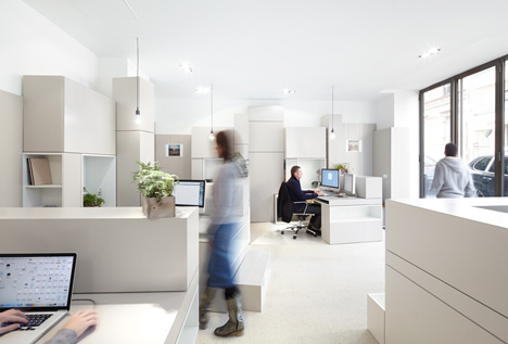 Hypernuit Offices by h2o Architectes Hypernuit Offices by h2o Architectes
