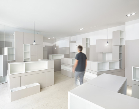 Hypernuit Offices by h2o Architectes Hypernuit Offices by h2o Architectes