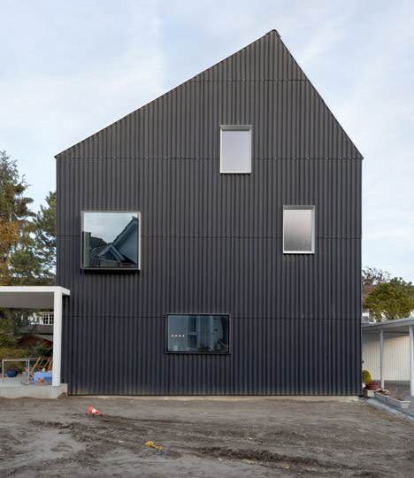 Private House Bellmund by EXH Design
