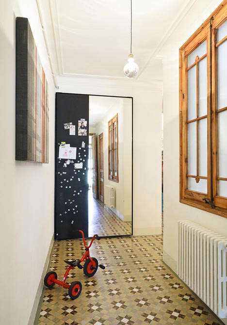 Apartment Refurbishment in Consell de Cent by Bach Arquitectes Apartment Refurbishment in Consell de Cent by Bach Arquitectes
