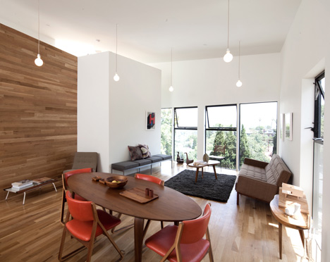BIG small House by Anonymous Architects