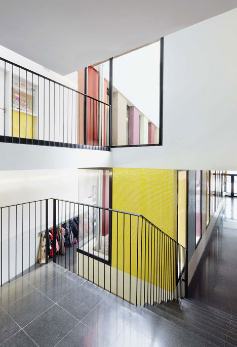 Binissalem School Complex by RipollTizon Binissalem School Complex by RipollTizon