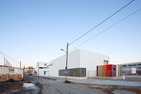 Binissalem School Complex by RipollTizon Binissalem School Complex by RipollTizon
