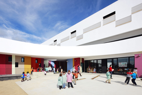 Binissalem School Complex by RipollTizon Binissalem School Complex by RipollTizon