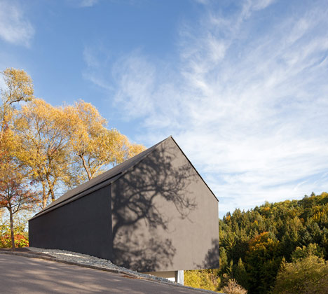 Black on White by Fabi Architekten Black on White by Fabi Architekten
