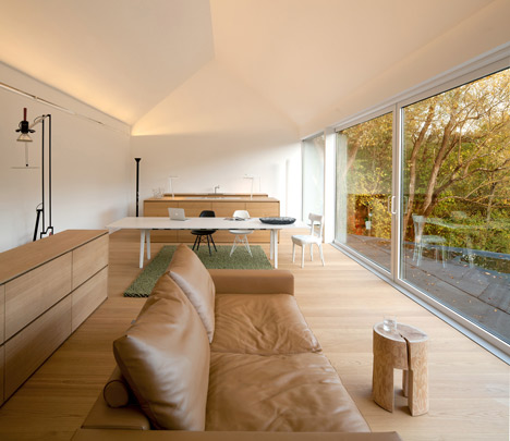 Black on White by Fabi Architekten Black on White by Fabi Architekten