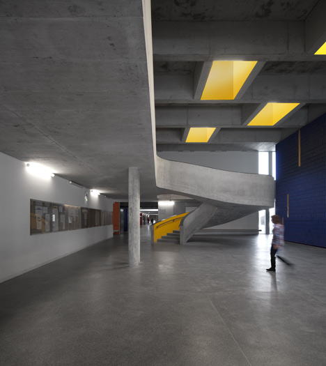 Braamcamp Freire Secondary School by CVDB Arquitectos